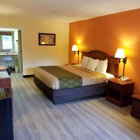 Econo Lodge Inn & Suites Gulfport Εξωτερικό φωτογραφία