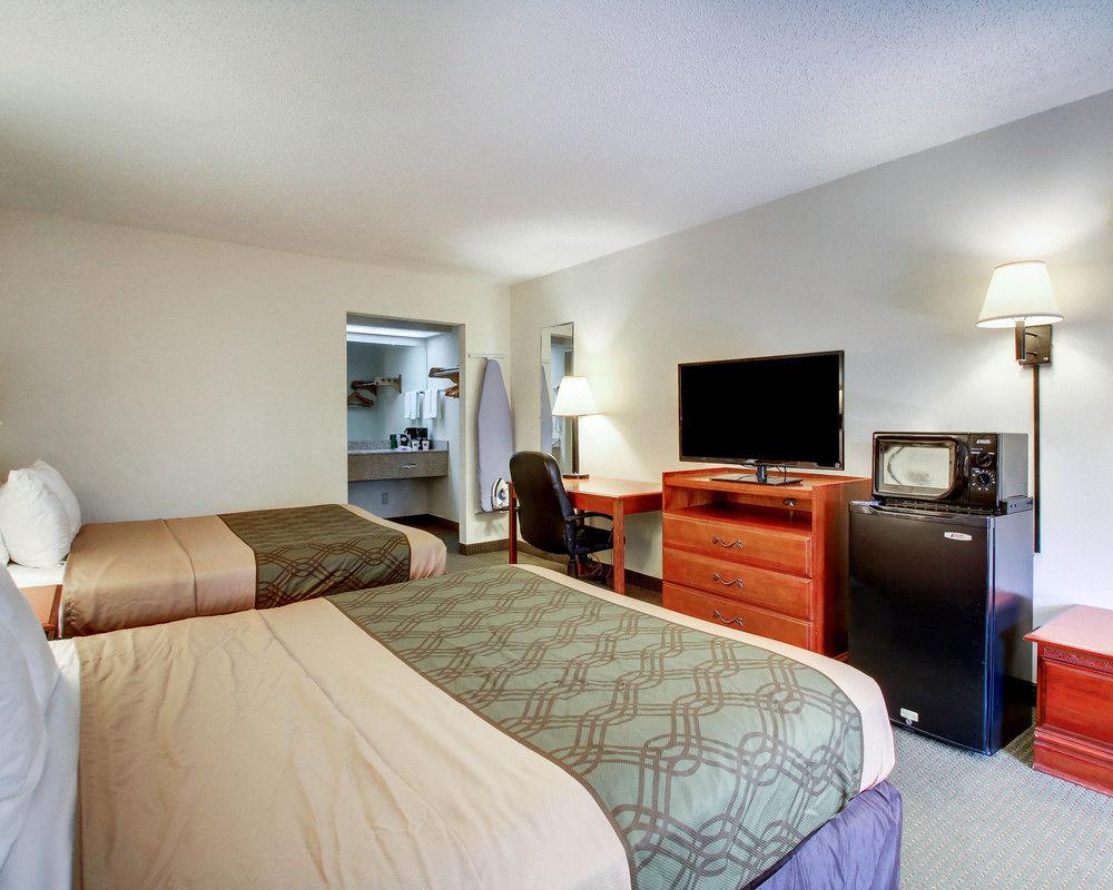 Econo Lodge Inn & Suites Gulfport Εξωτερικό φωτογραφία