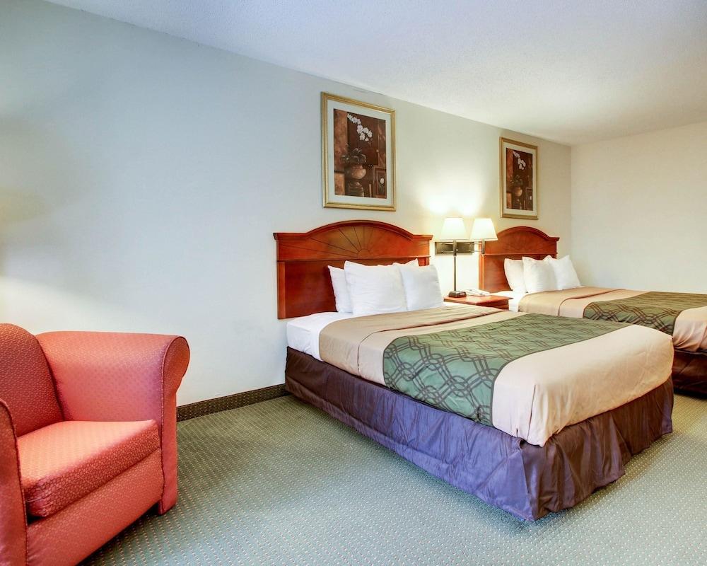 Econo Lodge Inn & Suites Gulfport Εξωτερικό φωτογραφία