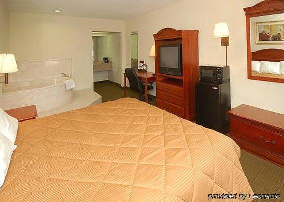 Econo Lodge Inn & Suites Gulfport Δωμάτιο φωτογραφία