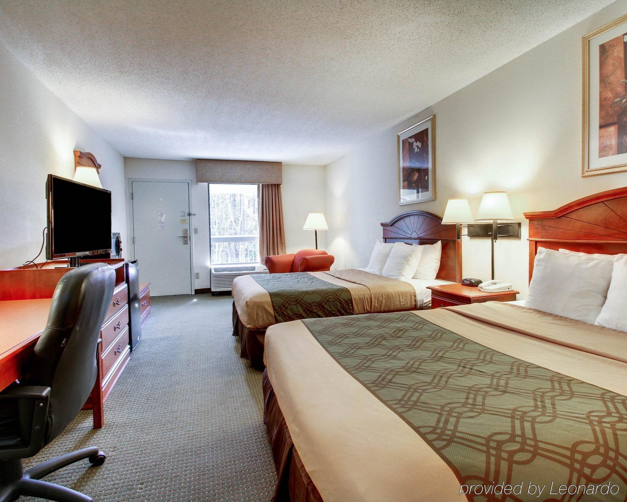 Econo Lodge Inn & Suites Gulfport Εξωτερικό φωτογραφία